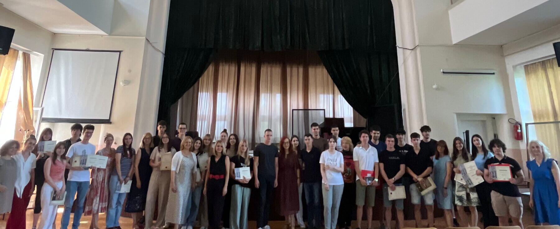 Награђени матуранти школске 2024/2025.