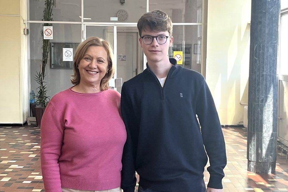 Смотра истраживачких радова ученика средњих школа