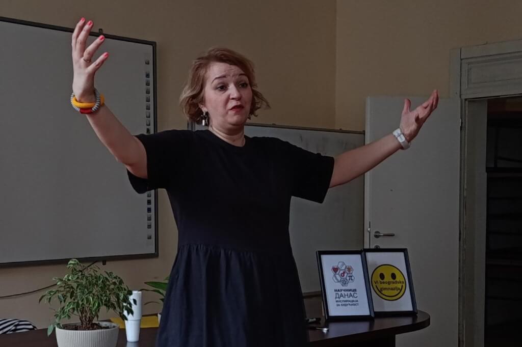 Предавање кроз приче: Пут кроз науку поплочан радозналошћу